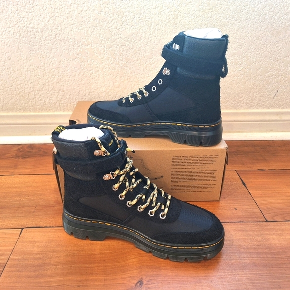 Dr. Martens - Picture 4 of 4
